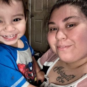 Meet your Posher, Clarissa